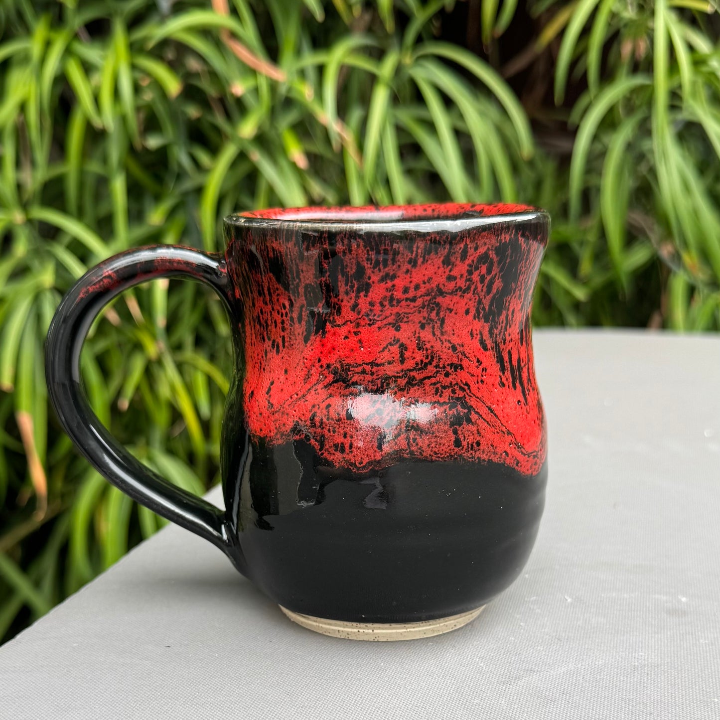 Handmade Black & Dynasty Red Lava Glaze Pottery Mug – 14 oz Stoneware Coffee Cup