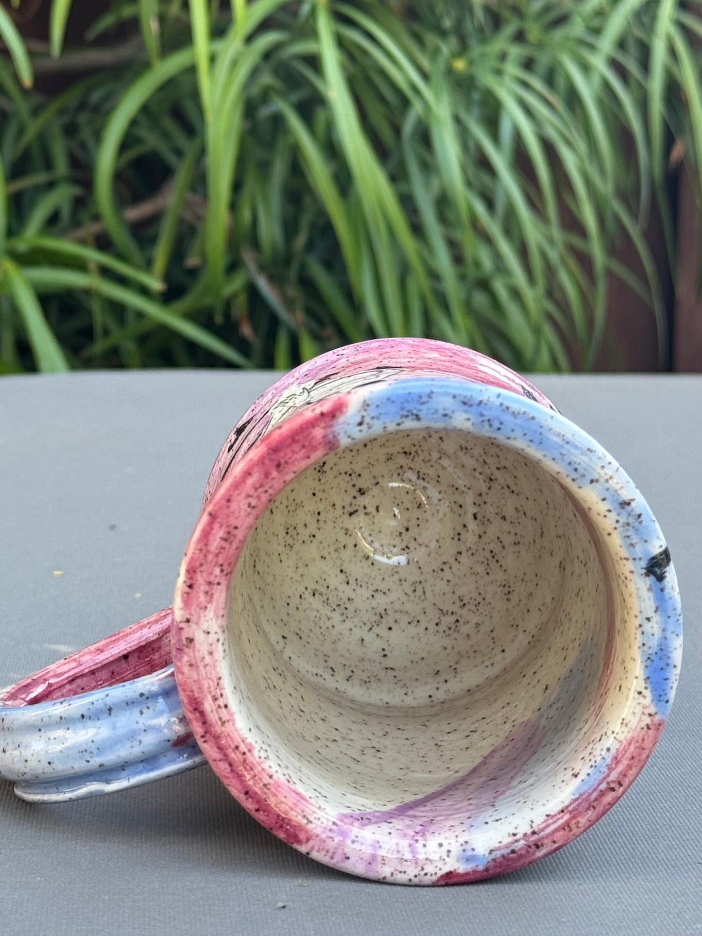 Hand-Thrown Stoneware Mug — Retro Pin-Up Swirl