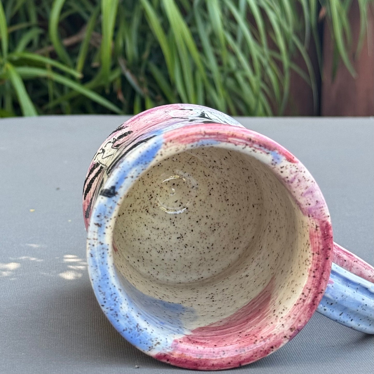 Hand-Thrown Stoneware Mug — Retro Pin-Up Swirl