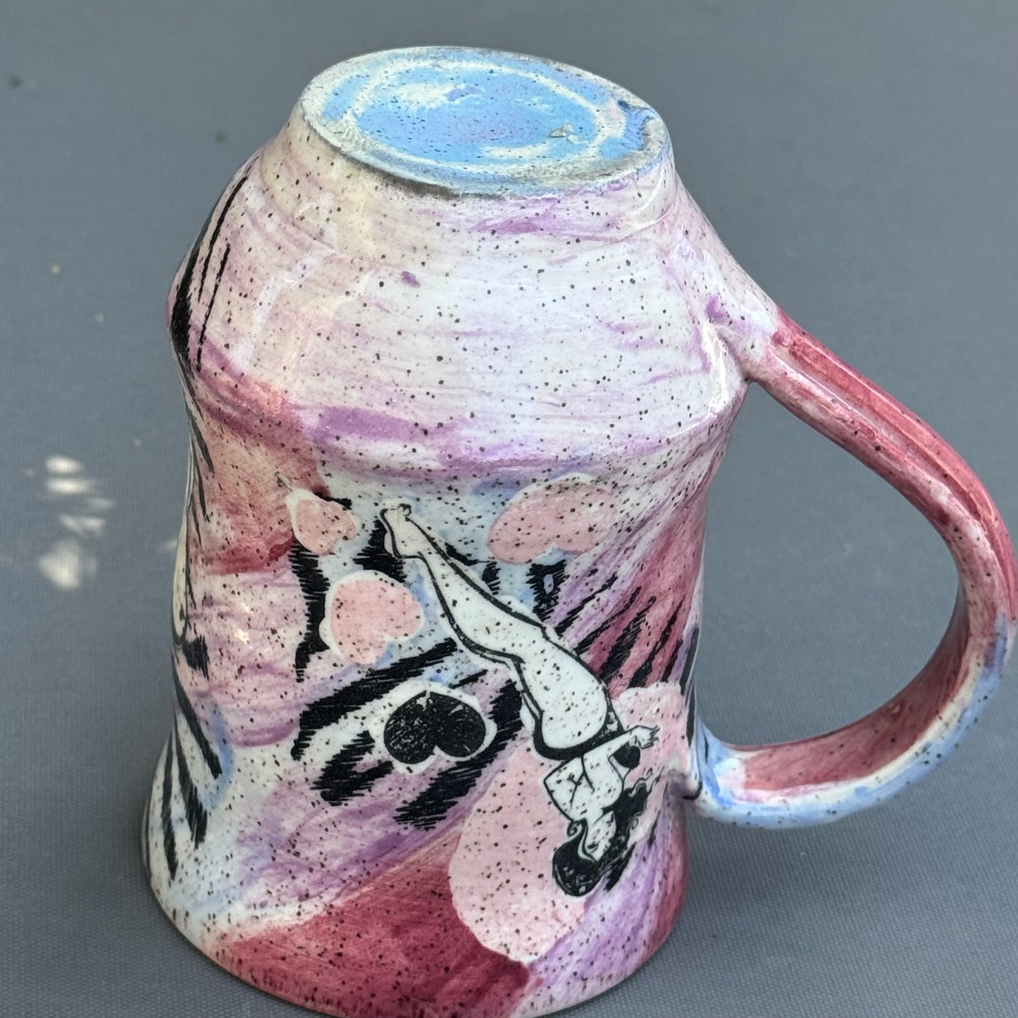 Hand-Thrown Stoneware Mug — Retro Pin-Up Swirl