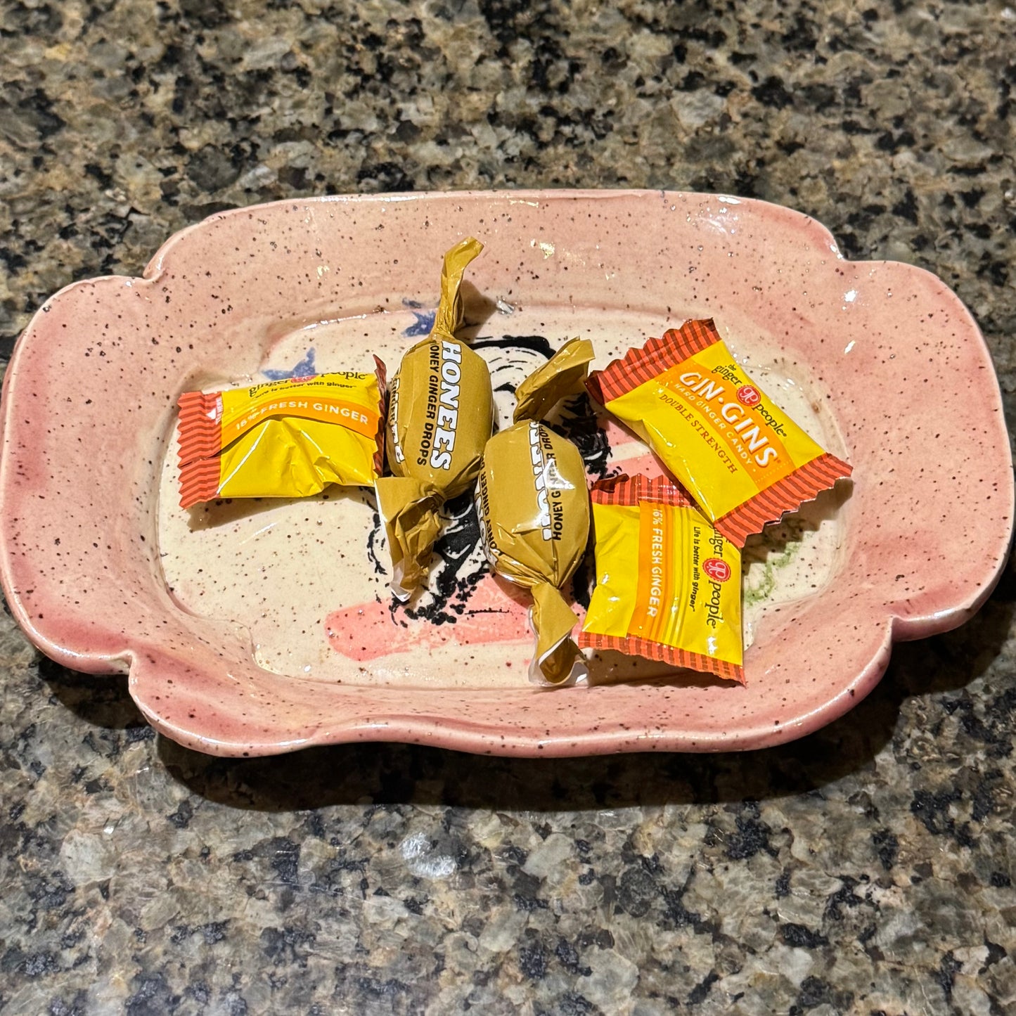 Dolly Pop Art 6.5” Speckled Ceramic Trinket Tray