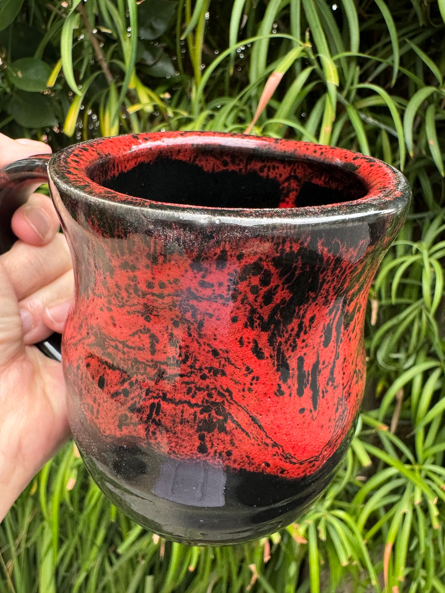 Handmade Black & Dynasty Red Lava Glaze Pottery Mug – 14 oz Stoneware Coffee Cup