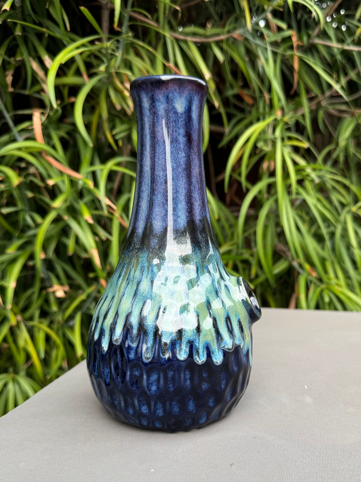 Handmade Ceramic Water Pipe – Northern Lights Glaze Combo | 8" White Stoneware