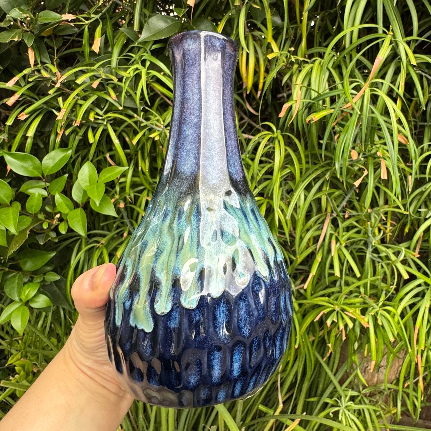 Handmade Ceramic Water Pipe – Northern Lights Glaze Combo | 8" White Stoneware